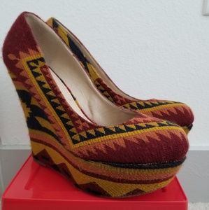 Steve Madden Pammyy Platform Wedge